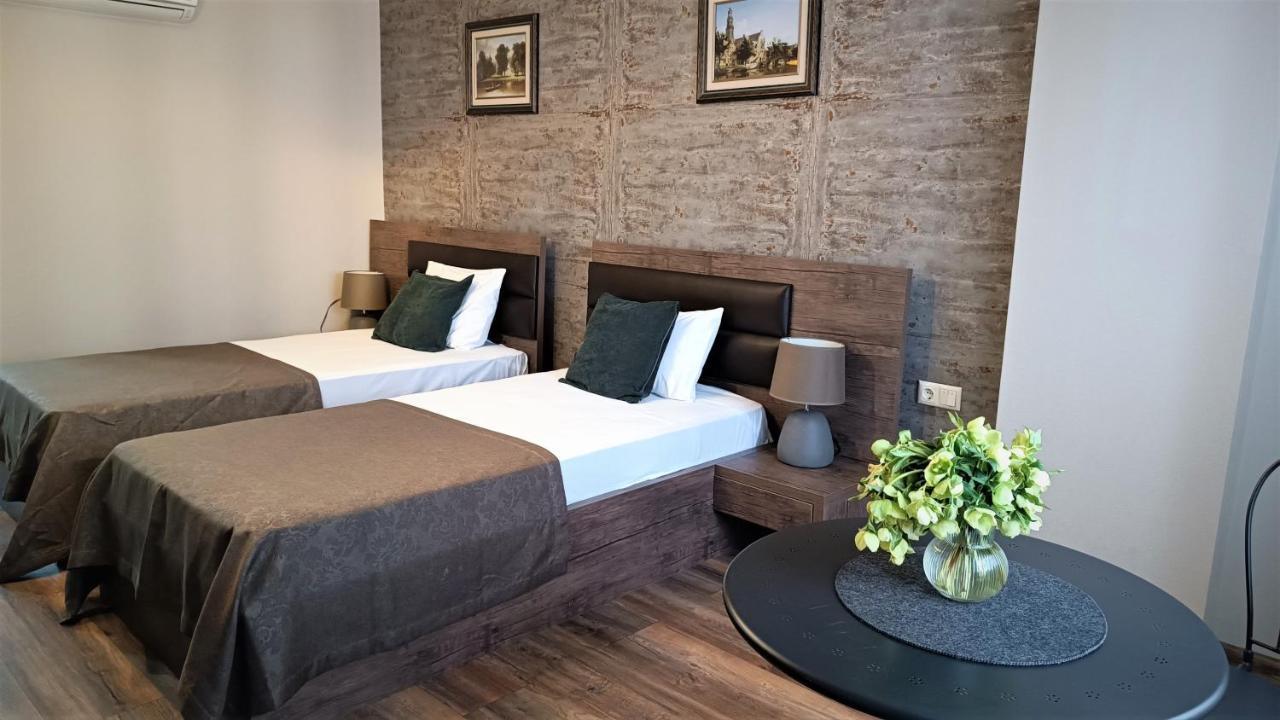 Hills Batumi Hotel Bagian luar foto