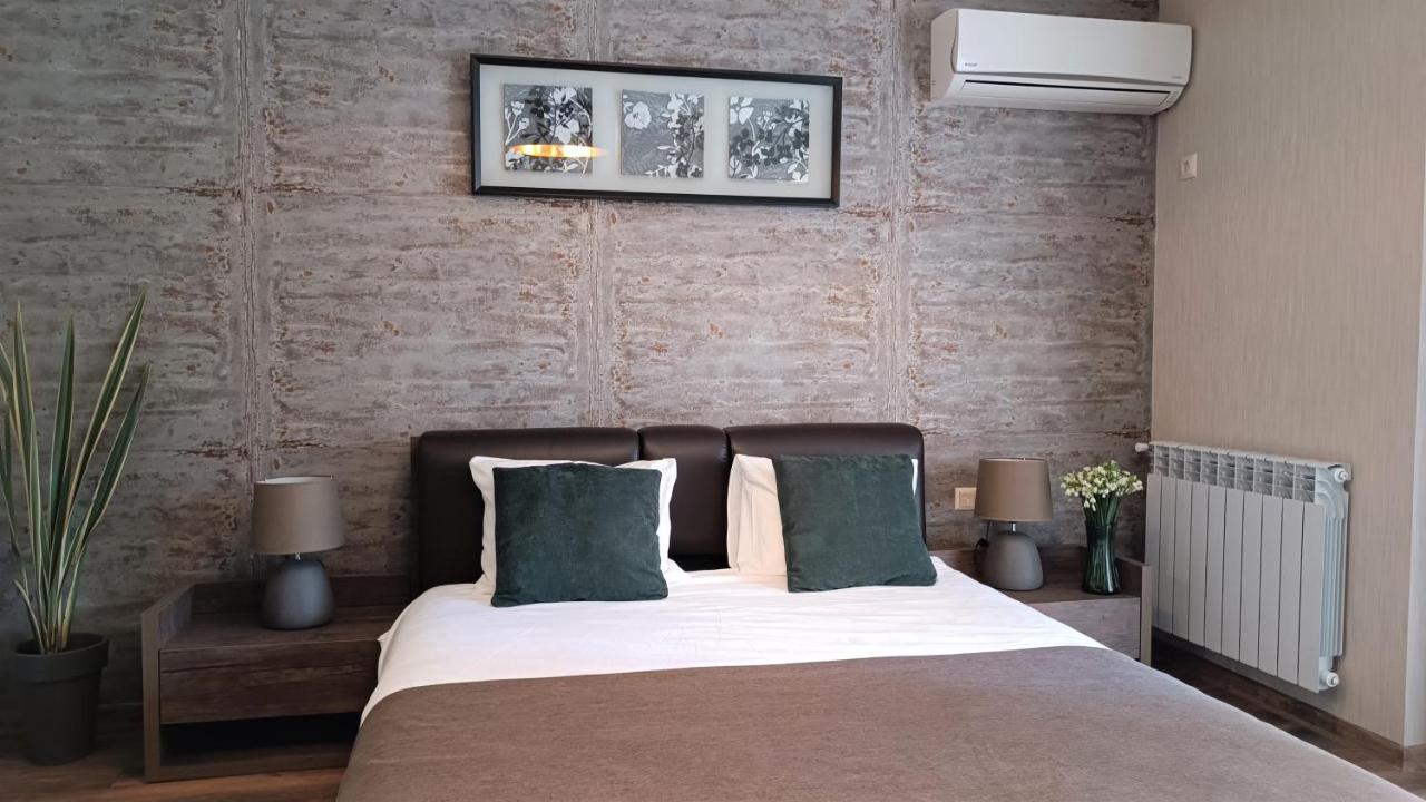 Hills Batumi Hotel Bagian luar foto