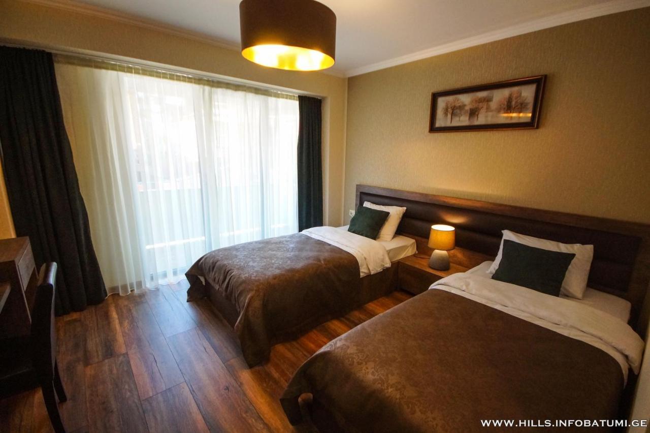 Hills Batumi Hotel Bagian luar foto