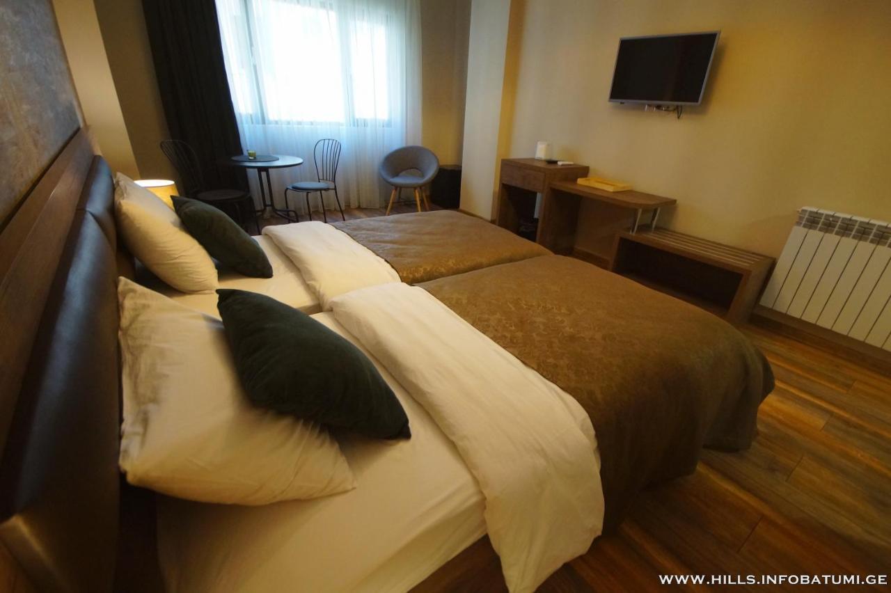 Hills Batumi Hotel Bagian luar foto